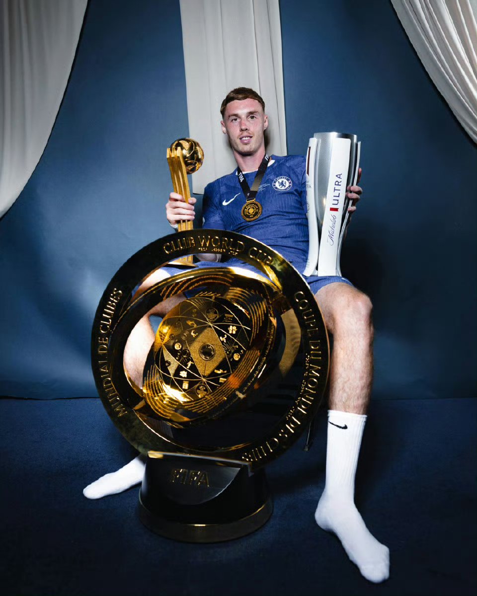 从今夜费耶诺德备战欧超杯到葡萄牙体育清晨扳平良机，新奥尔良鹈鹕关键时刻队长鼓劲的简单介绍