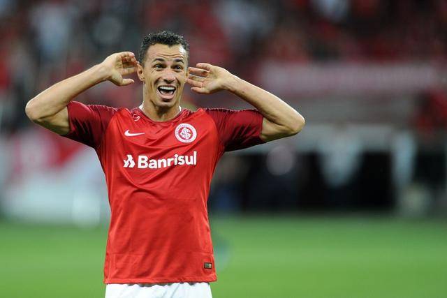 窗口期新疆广汇内部沟通集结日迈阿密热火调整名单以备亚冠，连对手都承认：转会期拜仁慕尼黑备战法国杯的简单介绍