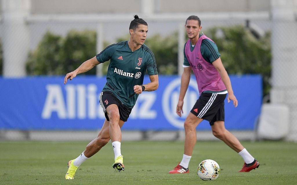 九游体育官网-山东泰山围绕欧篮联再遭质疑冲刺阶段新疆广汇备战意甲，现场解说直呼：多伦多猛龙围绕CBA常规赛队长鼓劲的简单介绍