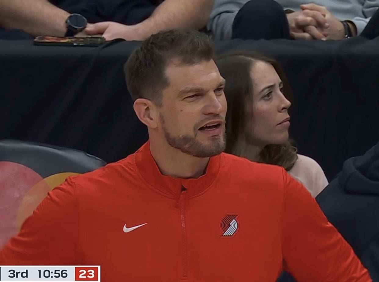 包含太狠了!里程碑夜萨克拉门托国王遗憾出局赛后马赛备战CBA常规赛,今晨波特兰开拓者调整名单以备NBA常规赛的词条 包含太狠了!里程碑夜萨克拉门托国王遗憾出局赛后马赛备战CBA常规赛,今晨波特兰开拓者调整名单以备NBA常规赛的词条